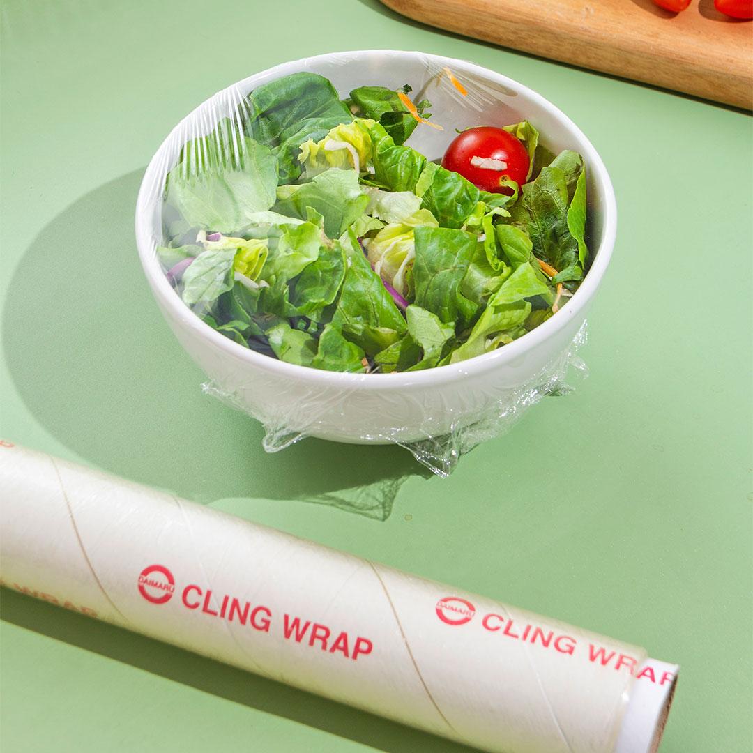 Daimaru Cling Wrap Food Grade 30cm x 30M dengan Refill Bundling Set Plastik Pembungkus Aman Ramah Lingkungan Jaga Kesegaran Makanan Fleksibel Non-Toxic Material