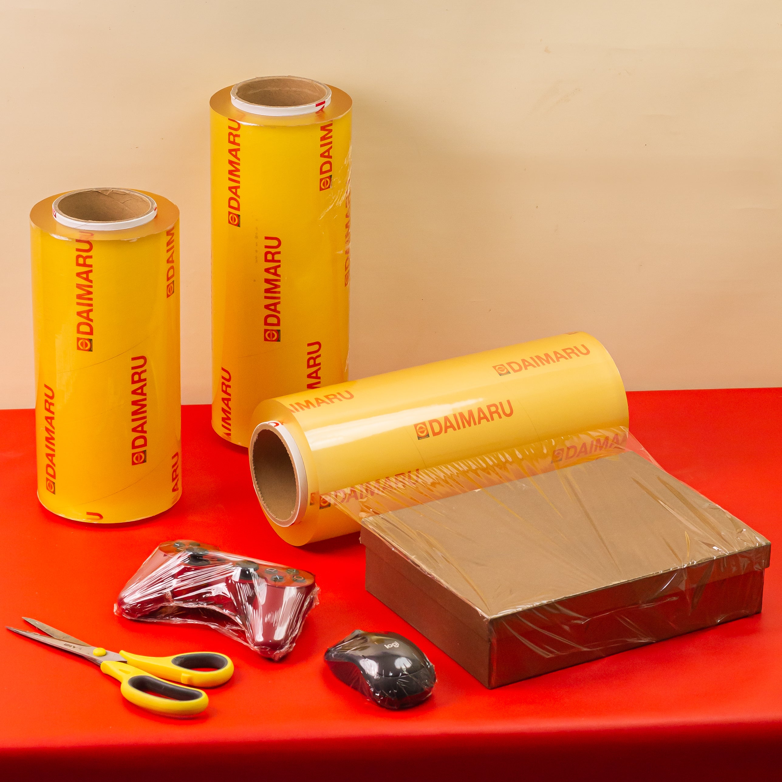 Daimaru Cling Wrap 45cm X 500M Tebal 12 Micron Food Grade Plastik Transparan Aman untuk Makanan dan Sayuran