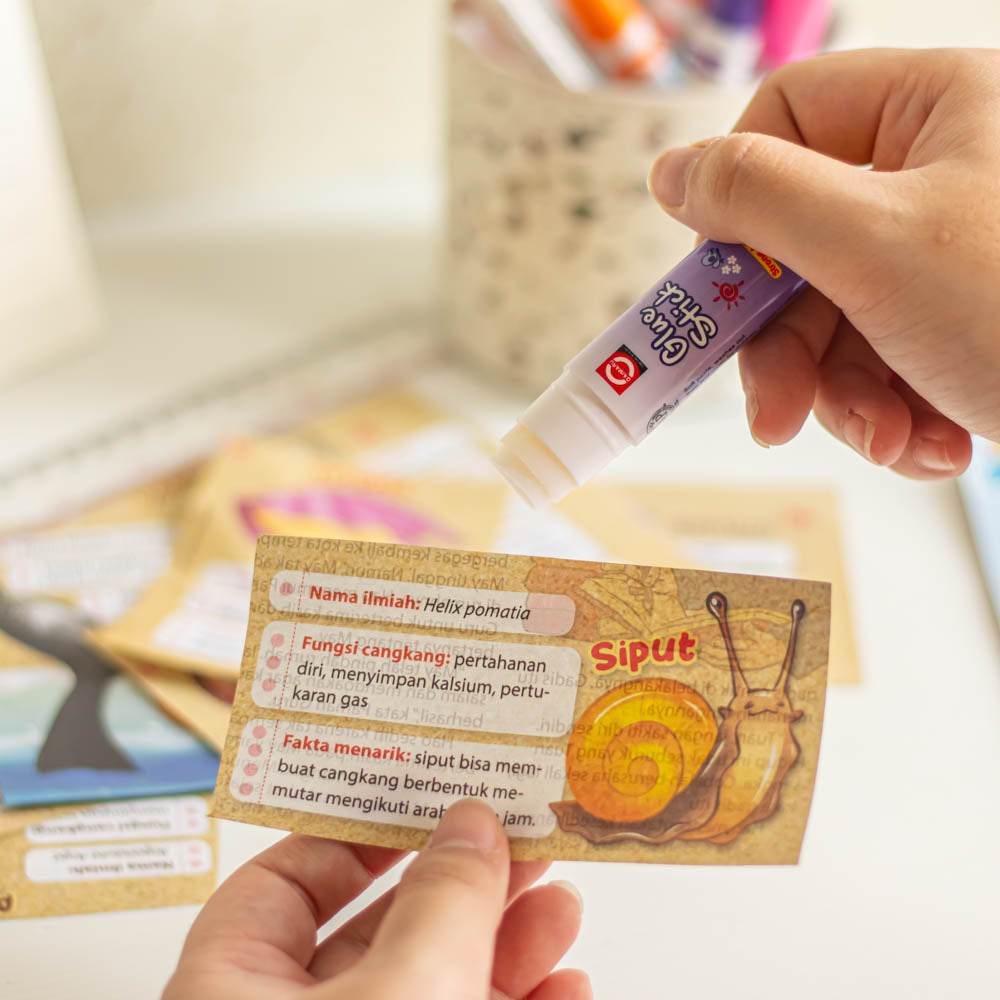 Daimaru Glue Stick 8g Aman untuk Anak Non Toxic Strong Adhesive untuk project Sekolah dan Kreatif