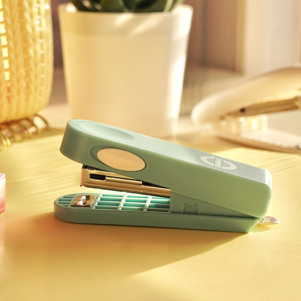Daimaru Lock Pocket Stapler Smart Twist Design Stapler Mini Portabel Praktis