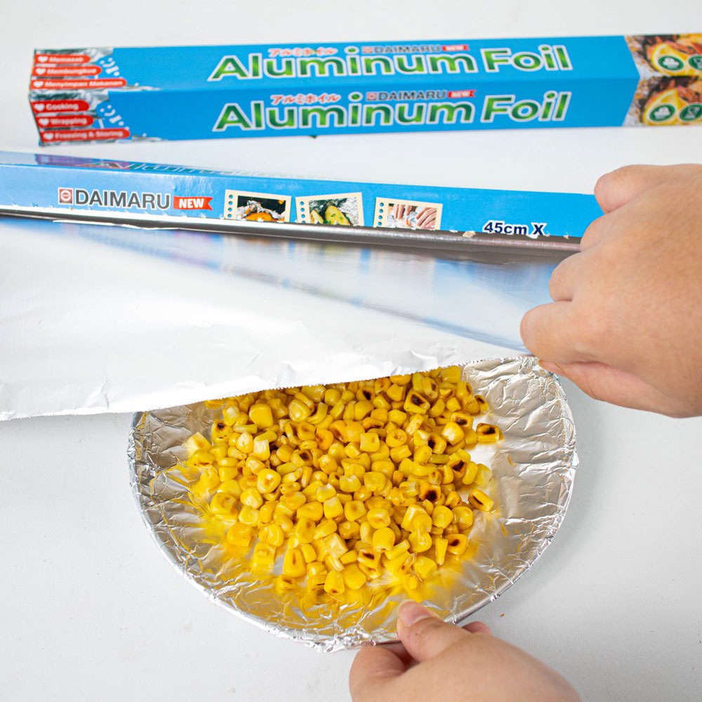 Daimaru Aluminium Foil Wrapping 45cm x 10M Non-Toxic Tahan Panas 200°C Ideal untuk BBQs & Penyimpanan Sisa Makanan
